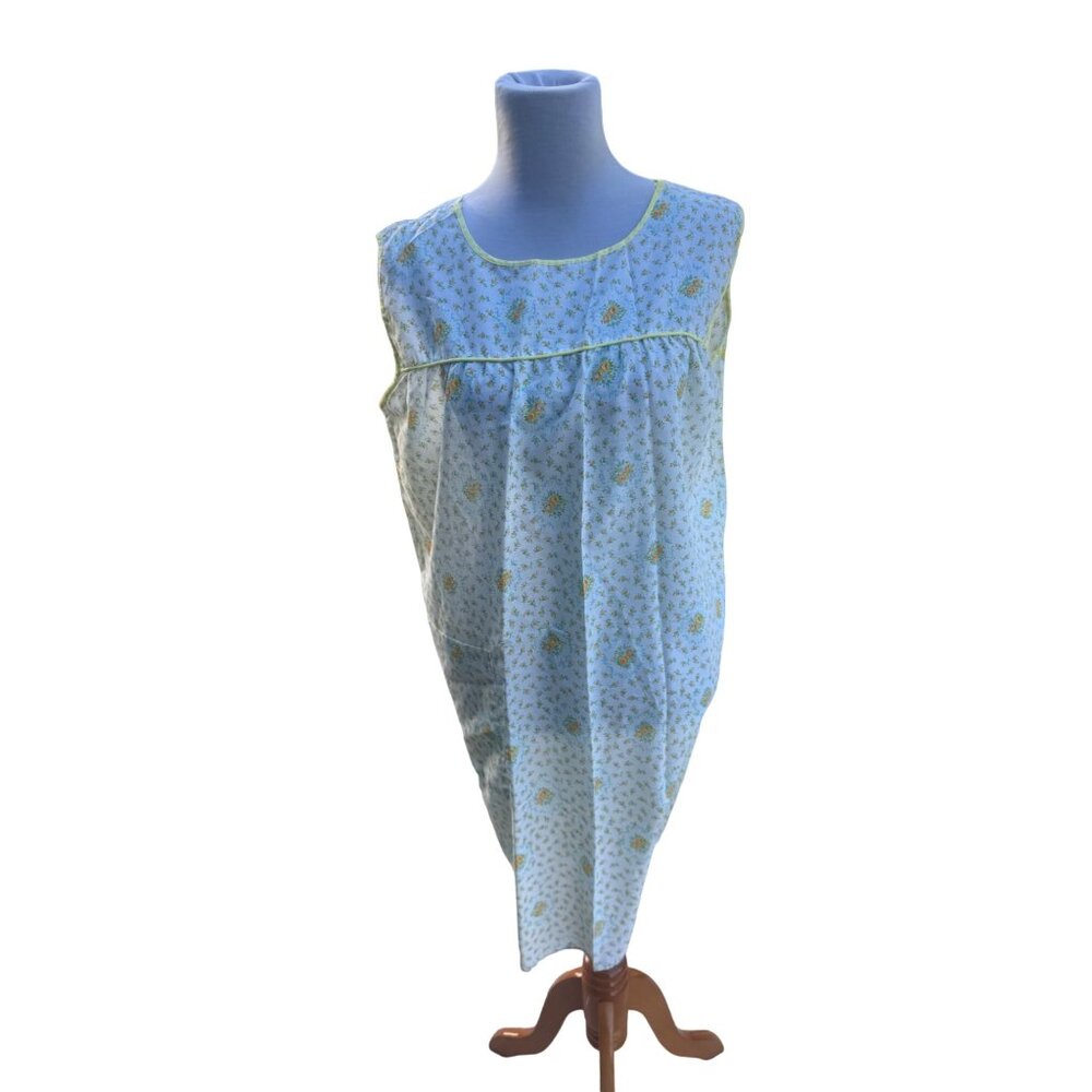 Floral Sleeveless Nightgown House dress With Lace Trim 1970s